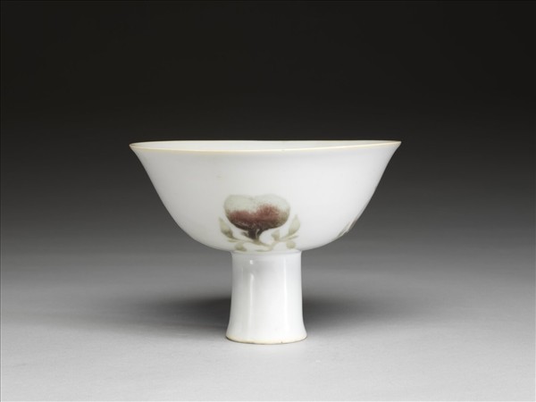 釉裡紅四果紋高足碗