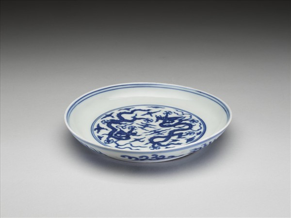 青花雲龍紋盤