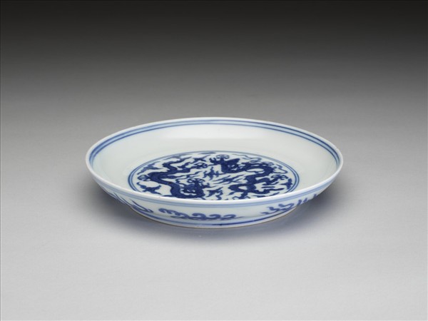 青花雲龍紋盤