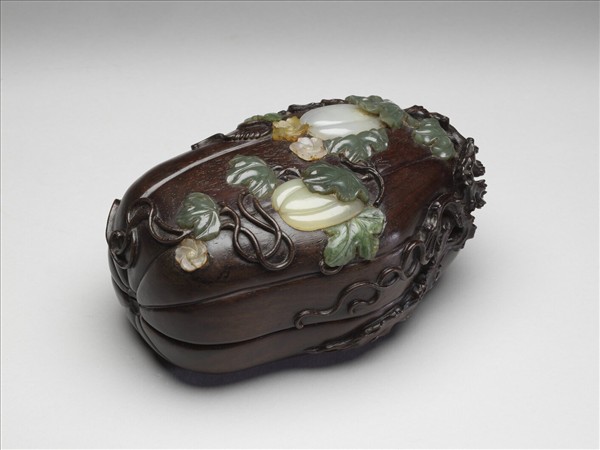 紫檀嵌玉瓜形盒