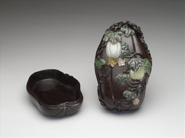 紫檀嵌玉瓜形盒