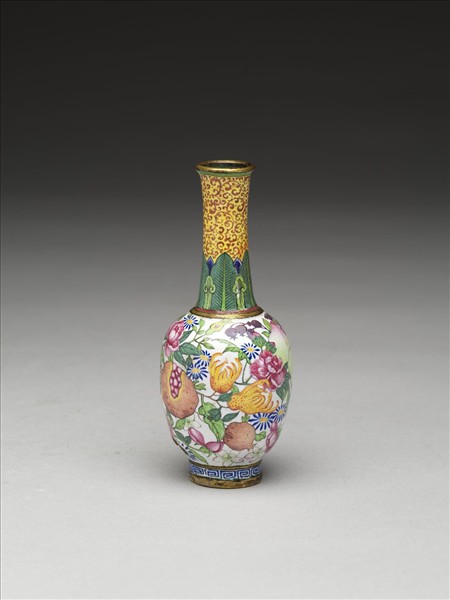 銅胎畫琺瑯三多瓶