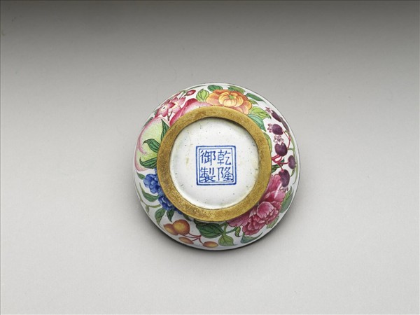 銅胎畫琺瑯三多盒