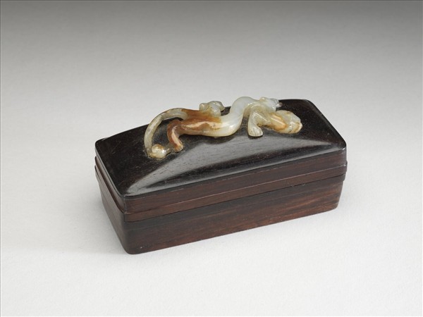 嵌玉螭紫檀長方盒