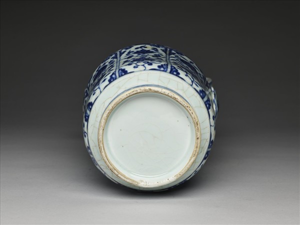 青花四季花卉紋執壺