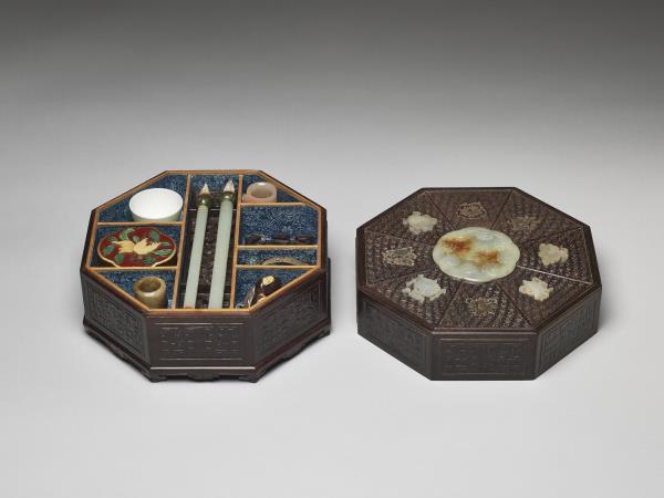 嵌玉紫檀八方盒