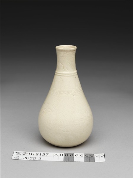 白瓷暗花直口瓶