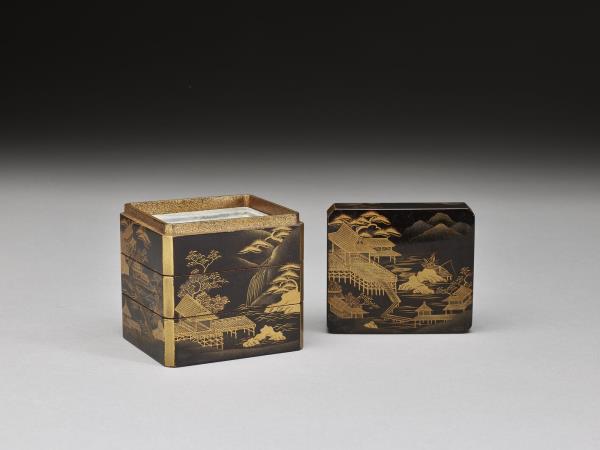 山水樓閣蒔繪三層方盒
