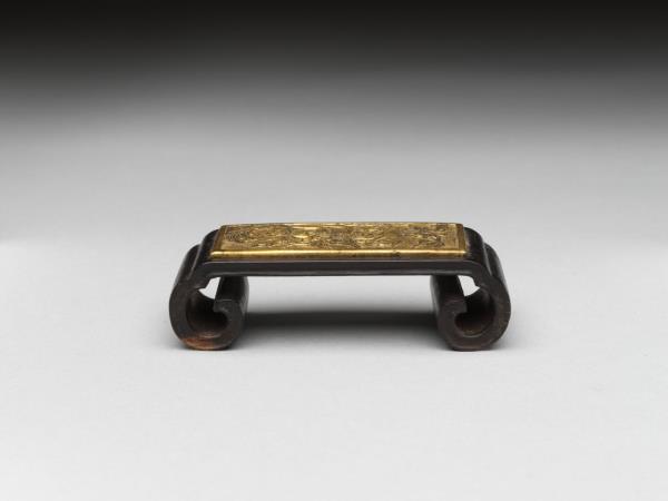 紫檀嵌銅花卉墨床- 故宮