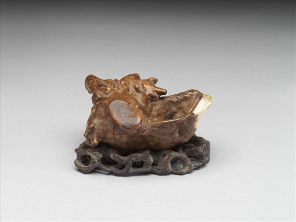 樺木根嵌貝殼洗