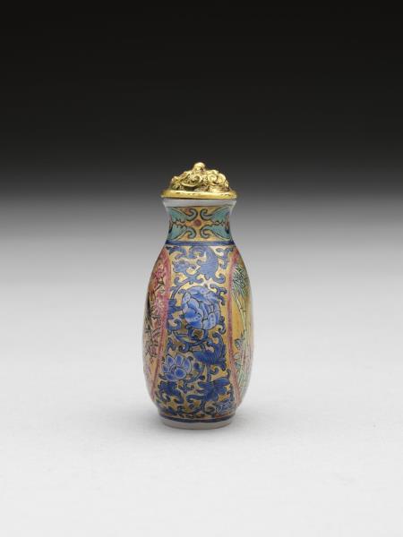 玻璃胎畫琺瑯花鳥紋鼻煙壺