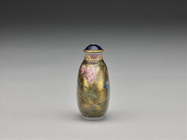 玻璃胎畫琺瑯金地花卉紋鼻煙壺