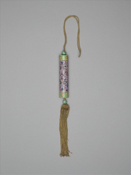 粉彩粉紅地纏枝花卉紋牙籤筒