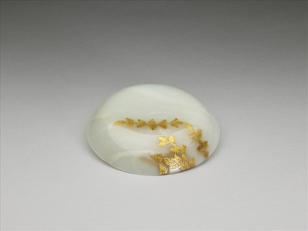 玉貼金花小碟