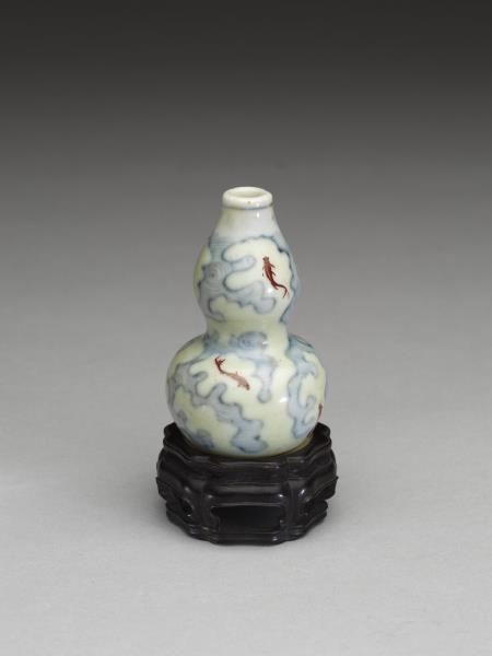 鬥彩紅魚葫蘆瓶