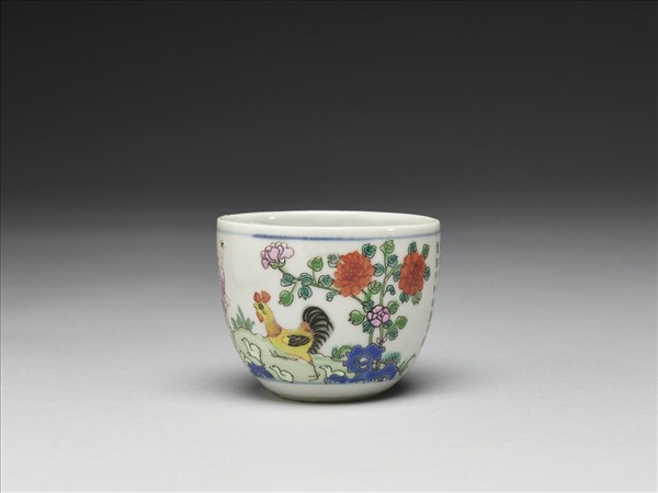 粉彩雞缸杯