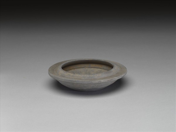 灰陶盂