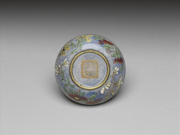 銅胎畫琺瑯花卉盒