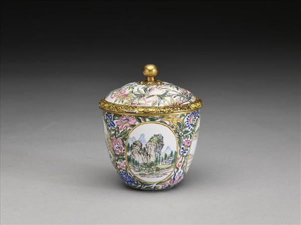 銅胎畫琺瑯山水花卉杯