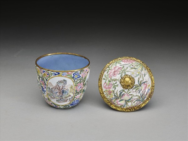 銅胎畫琺瑯山水花卉杯