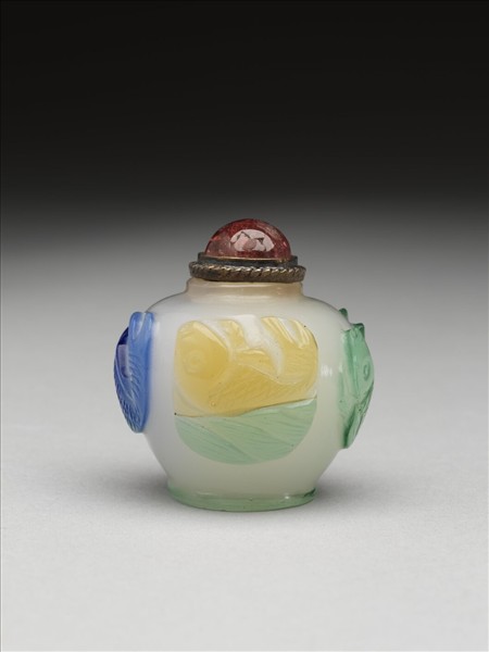 白套四色玻璃錦鯉鼻煙壺