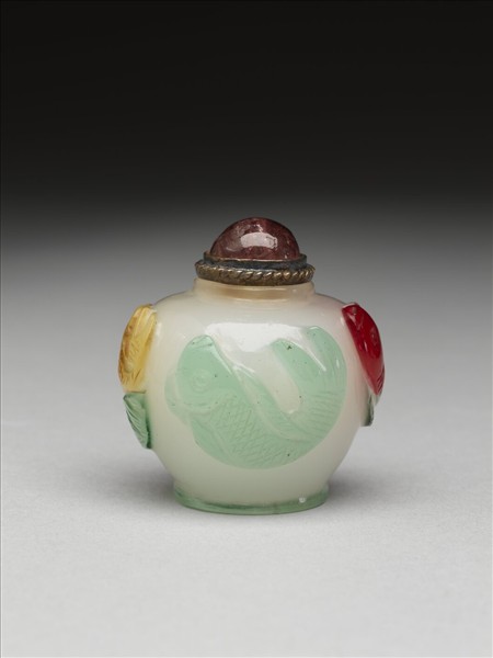 白套四色玻璃錦鯉鼻煙壺