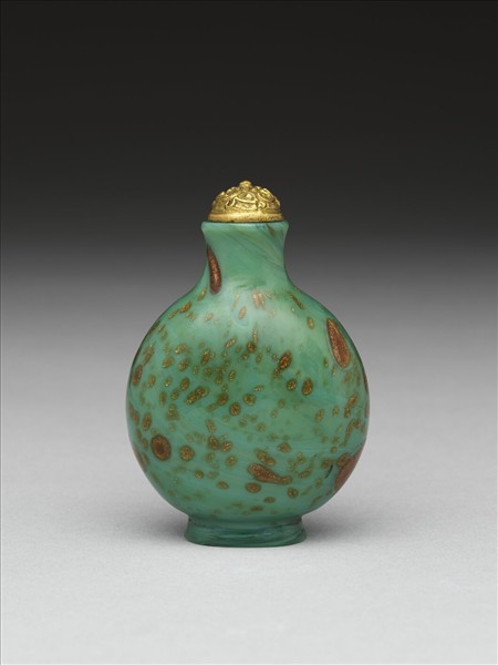 綠玻璃灑金星鼻煙壺