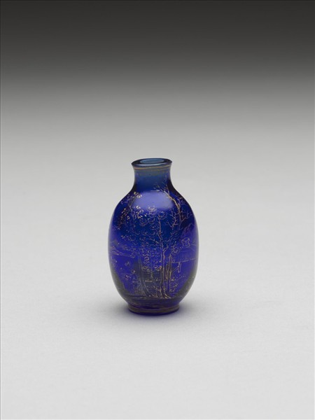 藍色玻璃描金山水鼻煙壺