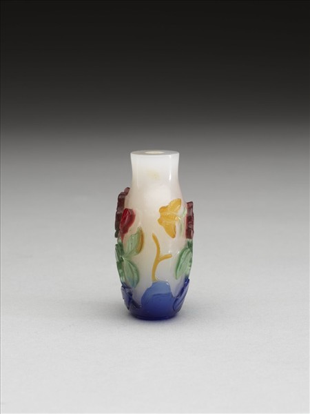 白套四色玻璃花蝶鼻煙壺