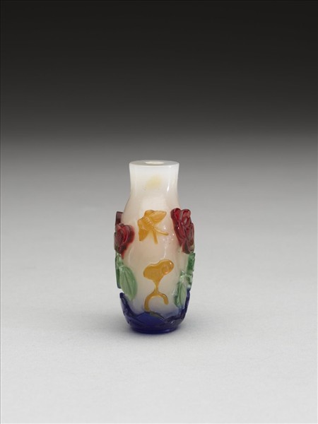 白套四色玻璃花蝶鼻煙壺