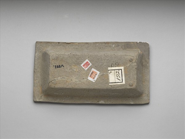 灰陶魚紋長方盆