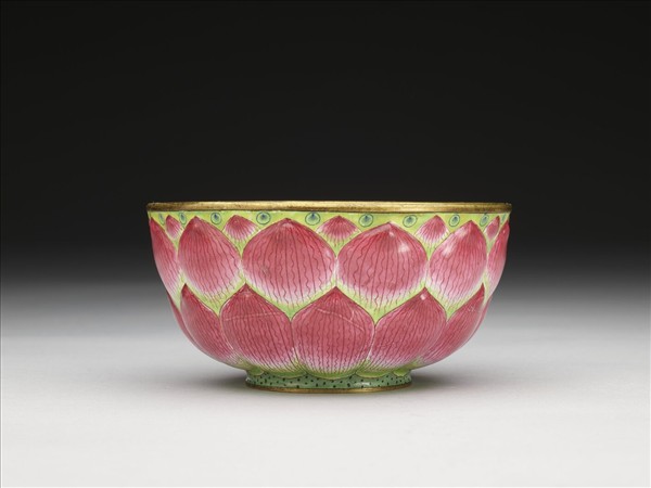 銅胎畫琺瑯蓮花蓋碗