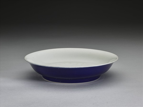 霽青釉白裡盤