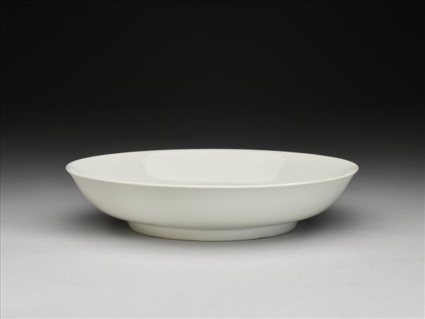 白釉盤