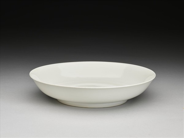 白釉盤