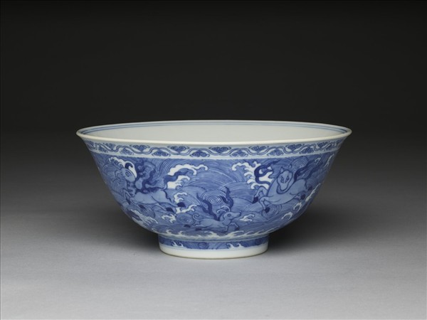 青花海獸紋碗