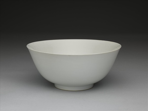 甜白釉碗