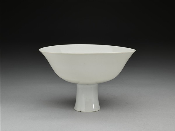 甜白釉雙龍紋高足碗