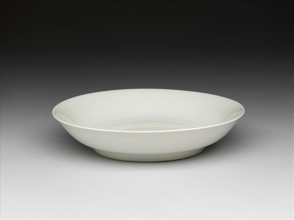 白釉盤