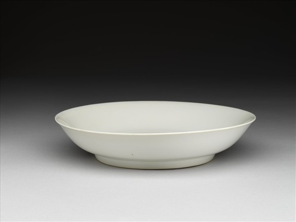白釉盤