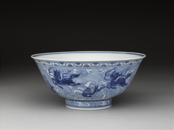 青花海獸紋碗