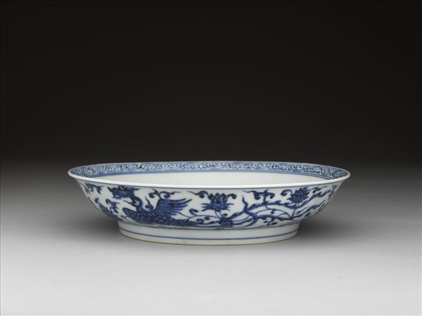 青花穿花雙鳳雲紋盤