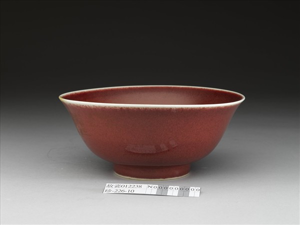霽紅釉碗
