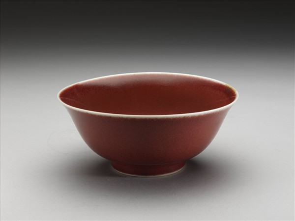霽紅釉碗