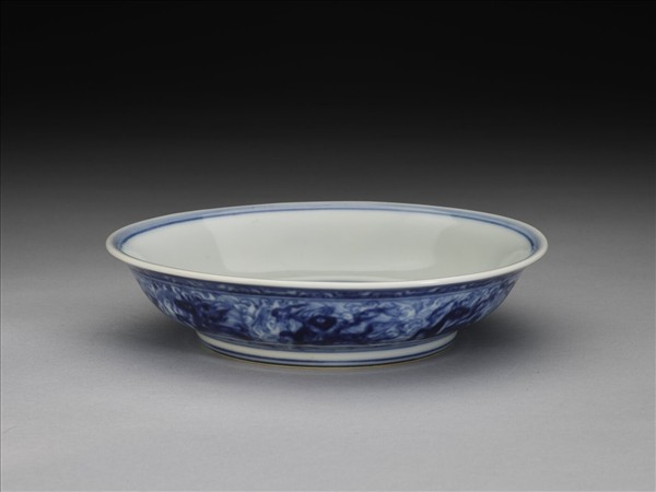 青花波濤海獸紋盤