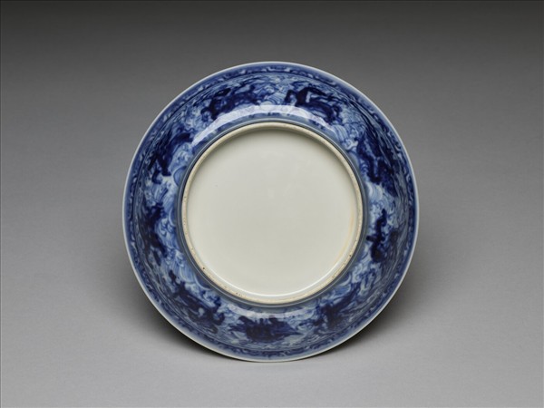 青花波濤海獸紋盤
