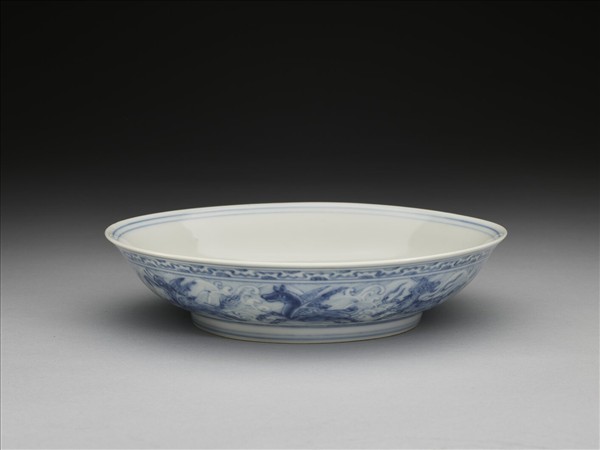 青花波濤海獸紋盤