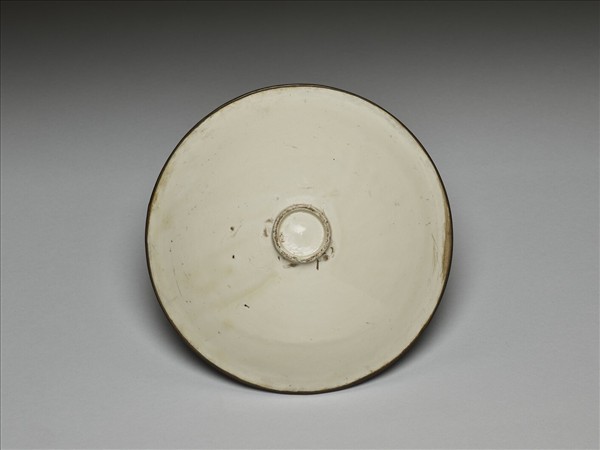 定窯 白釉印花花果紋碗