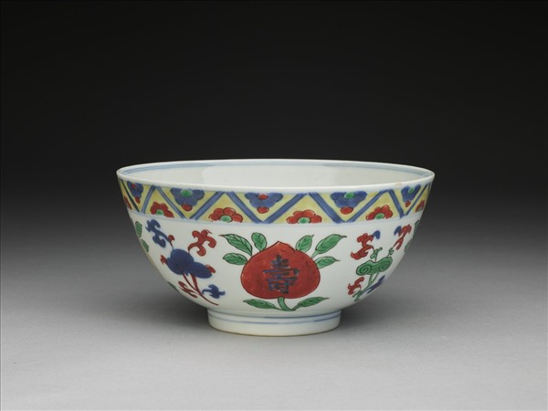 五彩靈芝壽字紋碗