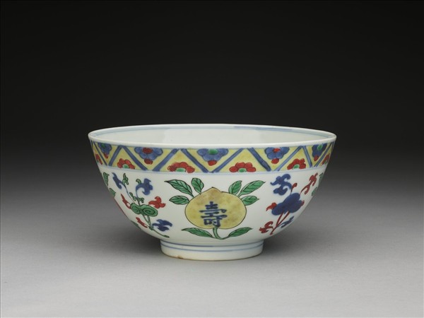 五彩靈芝壽字紋碗